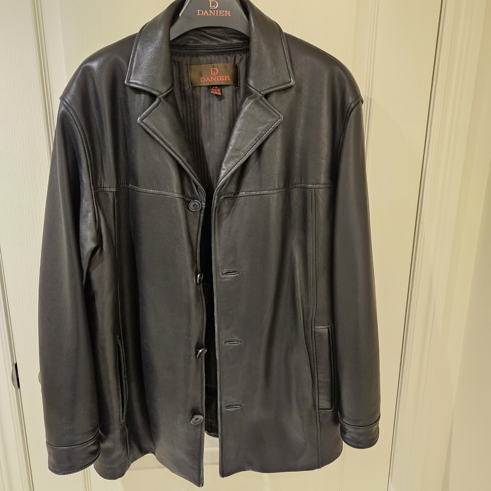 Danier Black Leather Men's Jacket